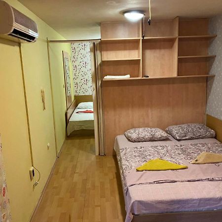 Lider Apartment Karavelov Varna Eksteriør bilde