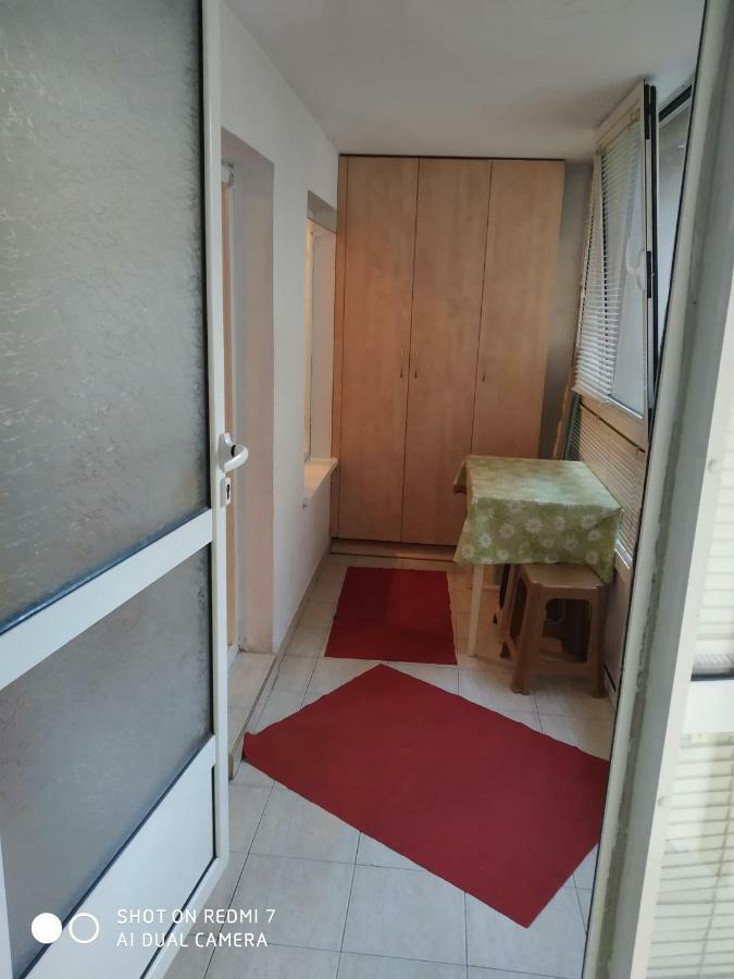 Lider Apartment Karavelov Varna Eksteriør bilde